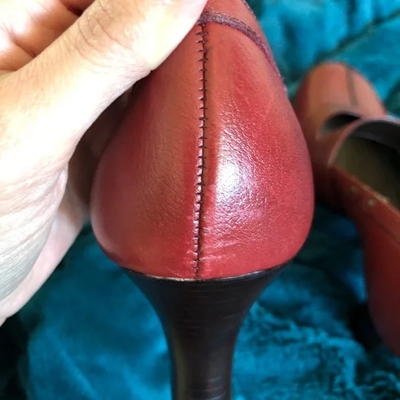 Aerosoles Red Leather Mary Janes, Sz 7.5 - Picture 9 of 15